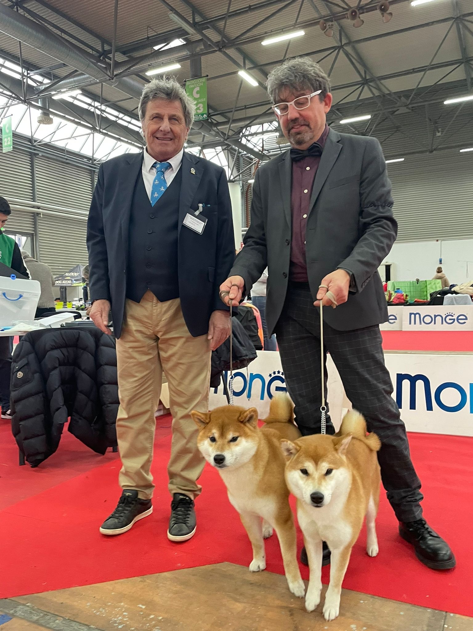 Yamamoto e Mikasa MS1